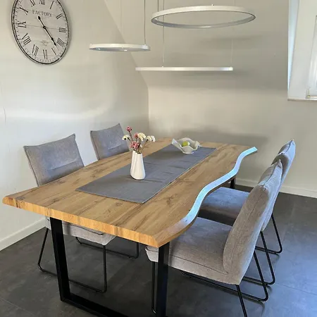 Ferienwohnung Maas Uess Экстерьер фото